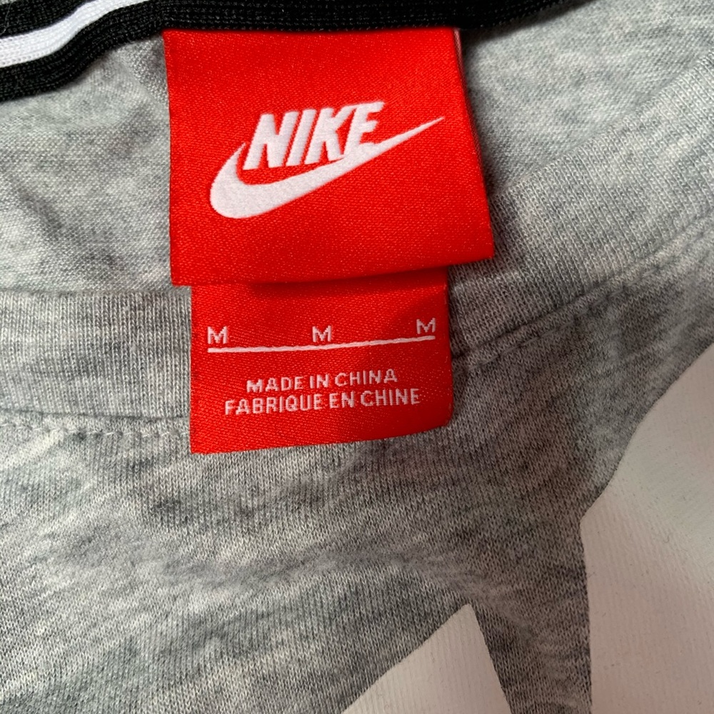 Nike long sleeve t shirt gray - Picture 4 of 4